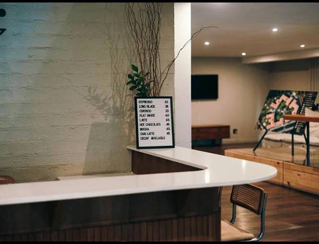 BEDROOM STUDIO APARTMENT FOR SALE IN SANDOWN